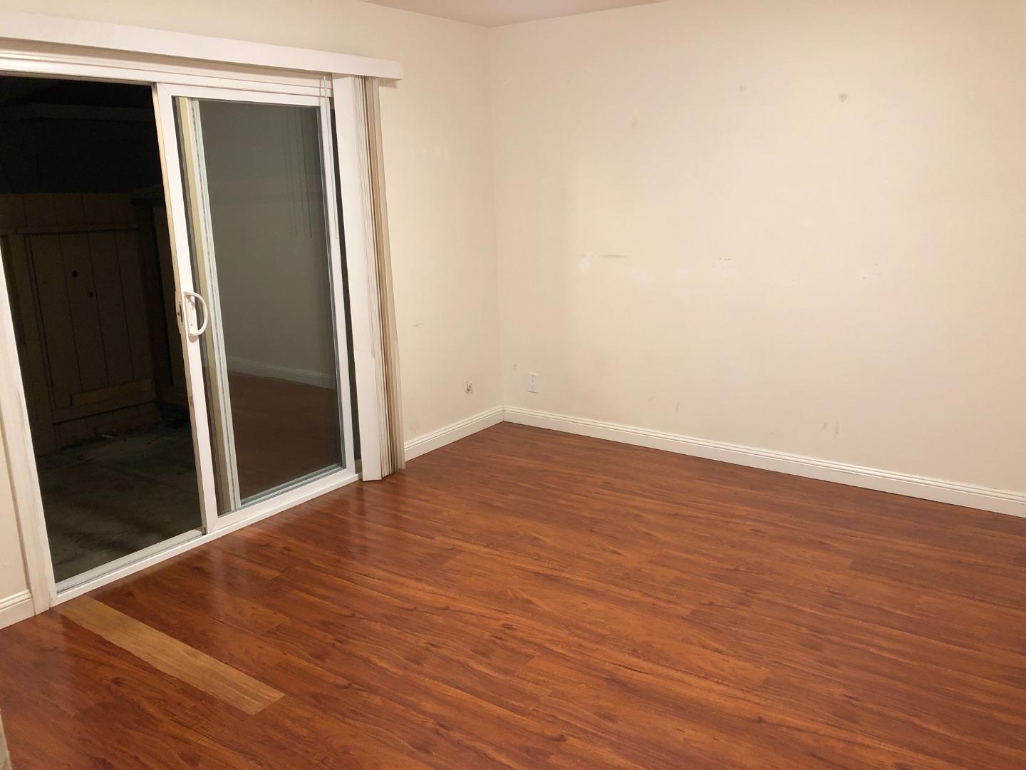 Detail Gallery Image 6 of 10 For 670 Azara Pl #2,  Sunnyvale,  CA 94086 - 1 Beds | 1 Baths