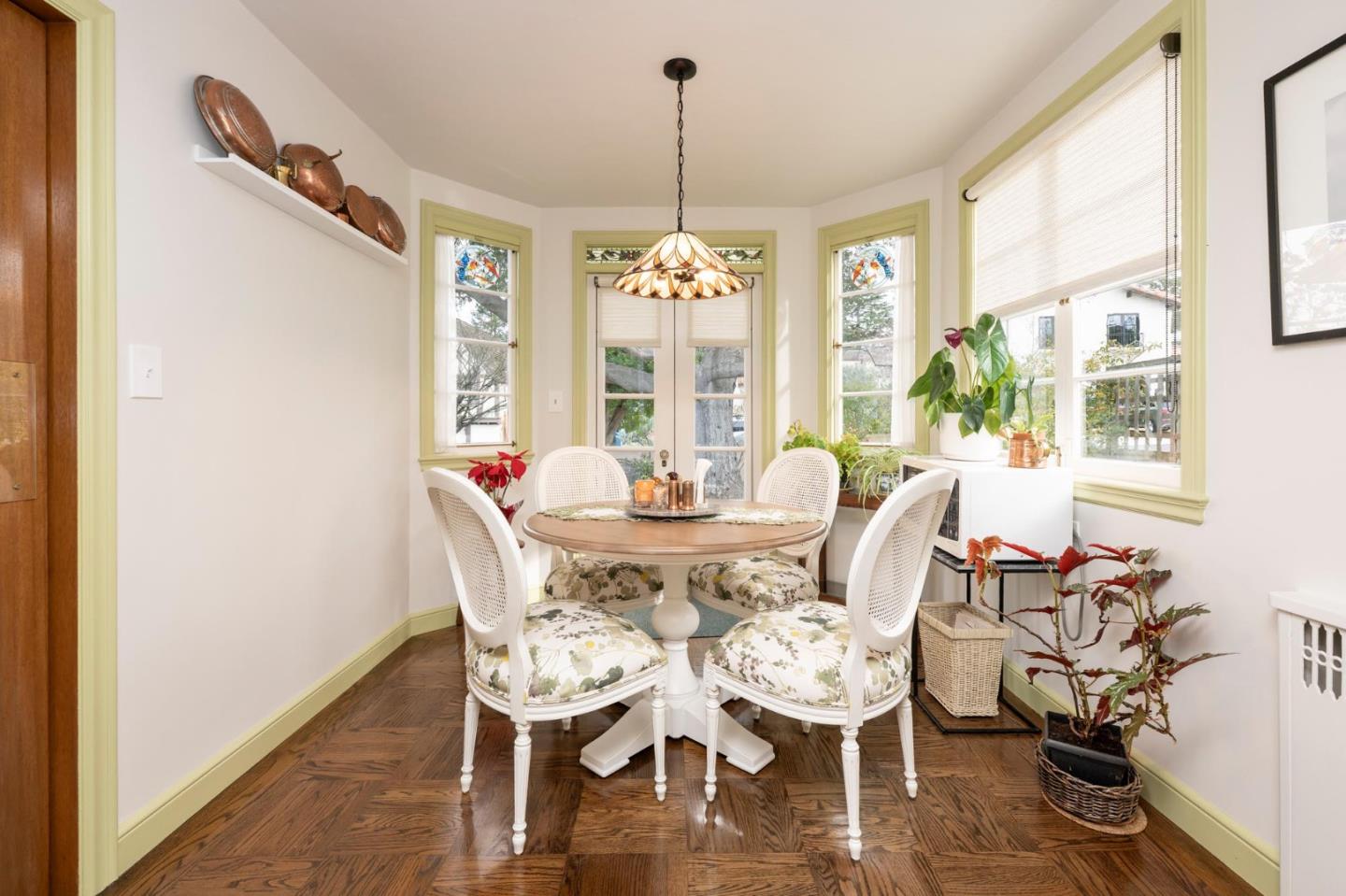 Detail Gallery Image 10 of 31 For 250 Harvard Rd, San Mateo,  CA 94402 - 4 Beds | 3 Baths