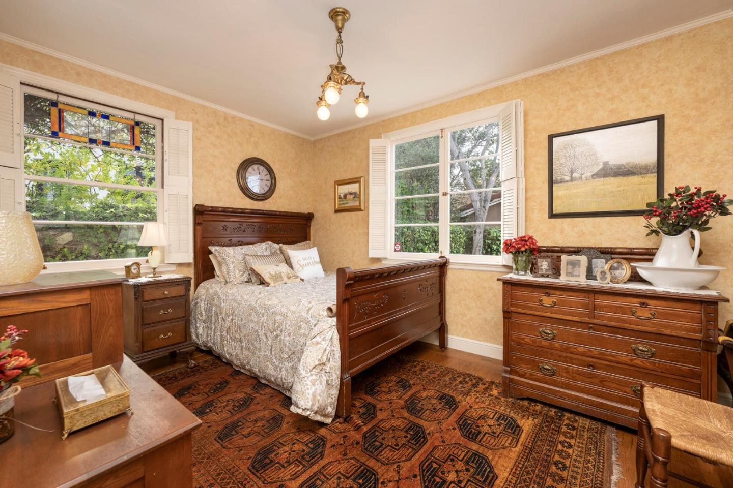 Detail Gallery Image 11 of 31 For 250 Harvard Rd, San Mateo,  CA 94402 - 4 Beds | 3 Baths