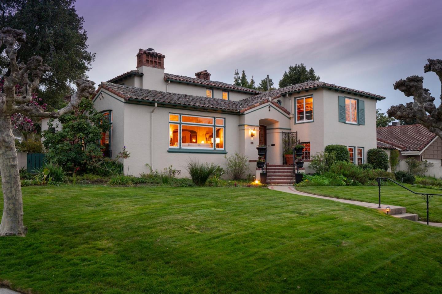 Detail Gallery Image 2 of 31 For 250 Harvard Rd, San Mateo,  CA 94402 - 4 Beds | 3 Baths