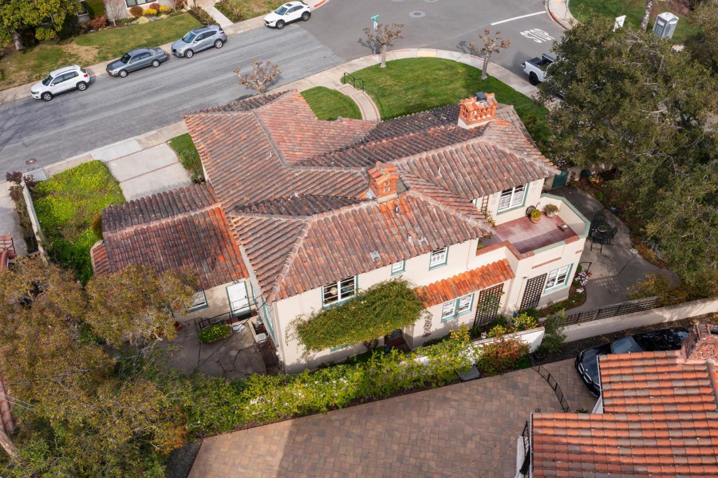 Detail Gallery Image 26 of 31 For 250 Harvard Rd, San Mateo,  CA 94402 - 4 Beds | 3 Baths