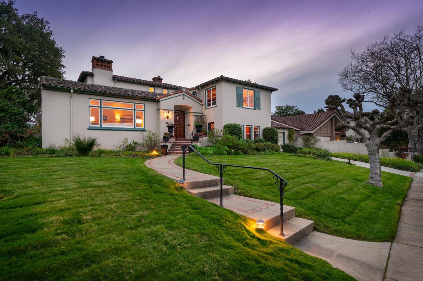 Detail Gallery Image 3 of 31 For 250 Harvard Rd, San Mateo,  CA 94402 - 4 Beds | 3 Baths