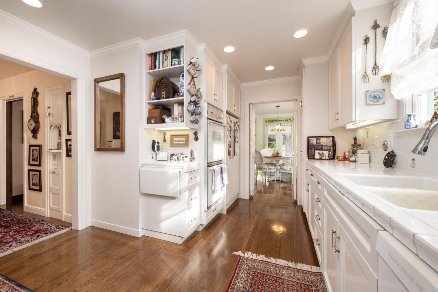 Detail Gallery Image 9 of 31 For 250 Harvard Rd, San Mateo,  CA 94402 - 4 Beds | 3 Baths