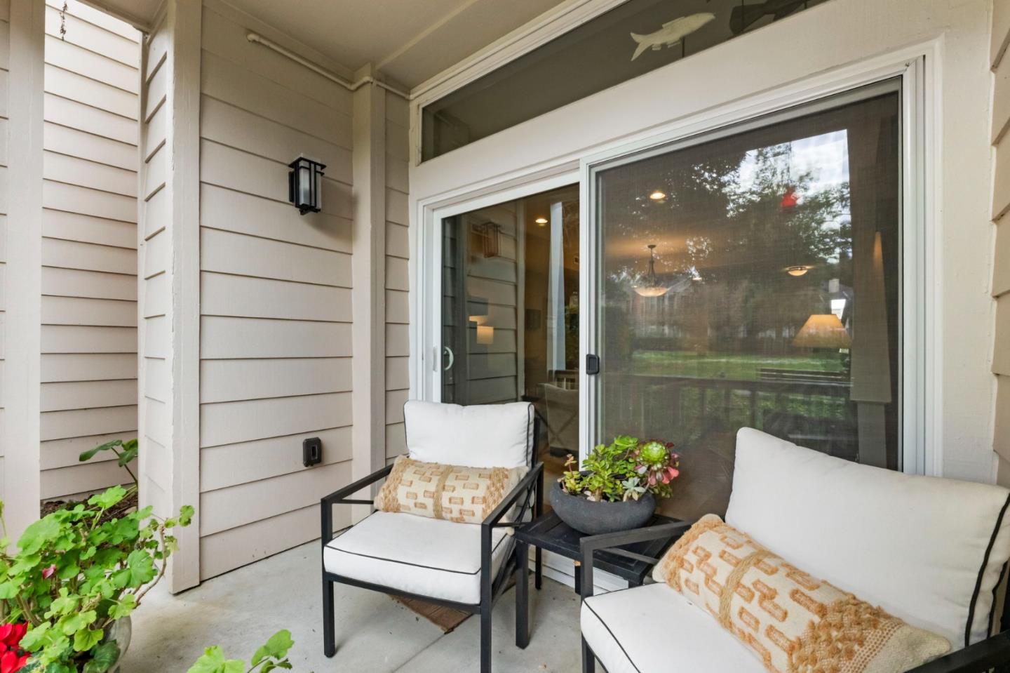 Detail Gallery Image 16 of 58 For 78 Amesport Lndg, Half Moon Bay,  CA 94019 - 2 Beds | 2/1 Baths