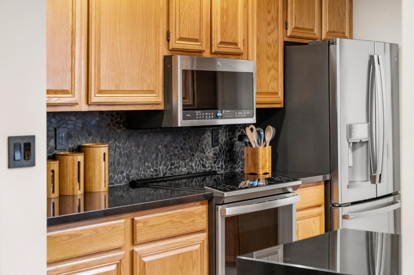 Detail Gallery Image 23 of 58 For 78 Amesport Lndg, Half Moon Bay,  CA 94019 - 2 Beds | 2/1 Baths