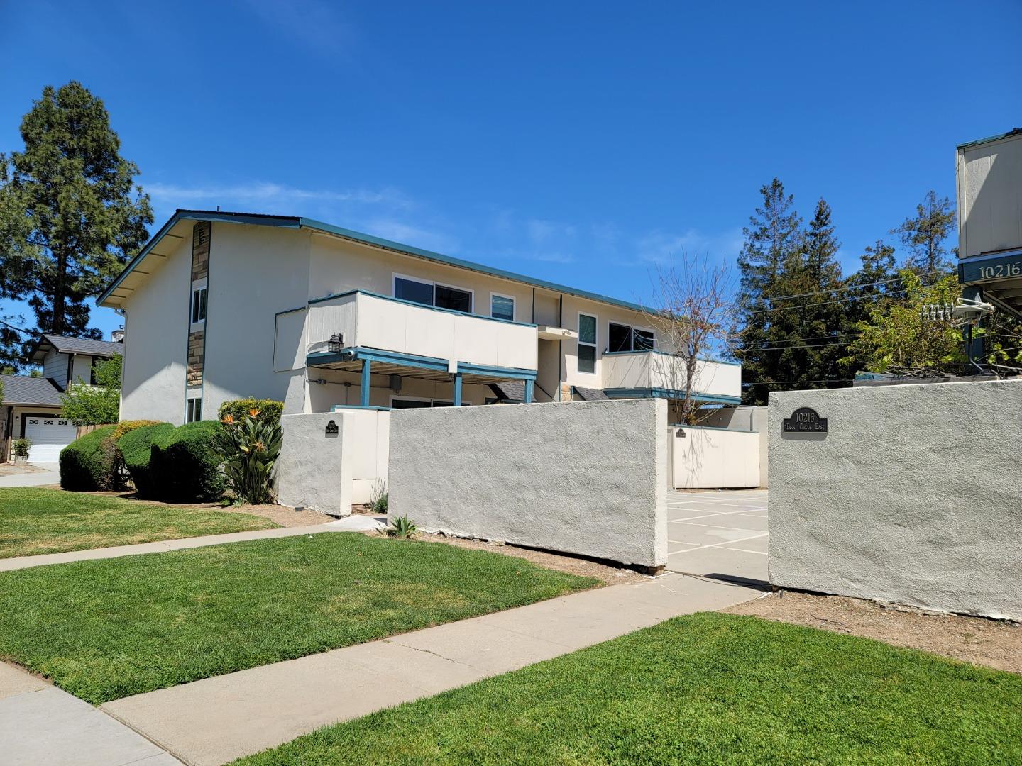 Detail Gallery Image 13 of 16 For 10218 Park Circle East #3,  Cupertino,  CA 95014 - 2 Beds | 1 Baths