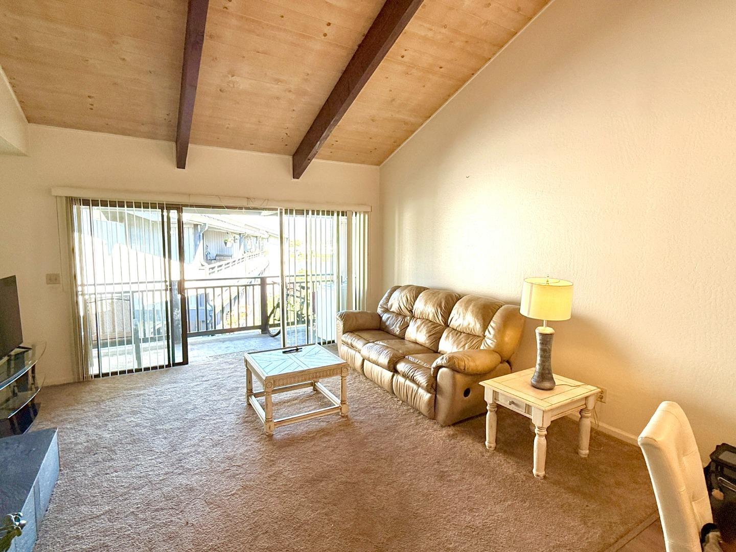 Detail Gallery Image 9 of 15 For 166 Kern St #26,  Salinas,  CA 93905 - 2 Beds | 2 Baths