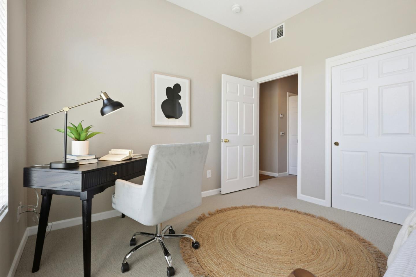 Detail Gallery Image 21 of 49 For 332 Crescent Ct, Brisbane,  CA 94005 - 2 Beds | 2 Baths