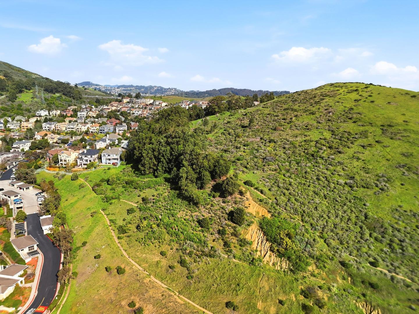 Detail Gallery Image 47 of 49 For 332 Crescent Ct, Brisbane,  CA 94005 - 2 Beds | 2 Baths