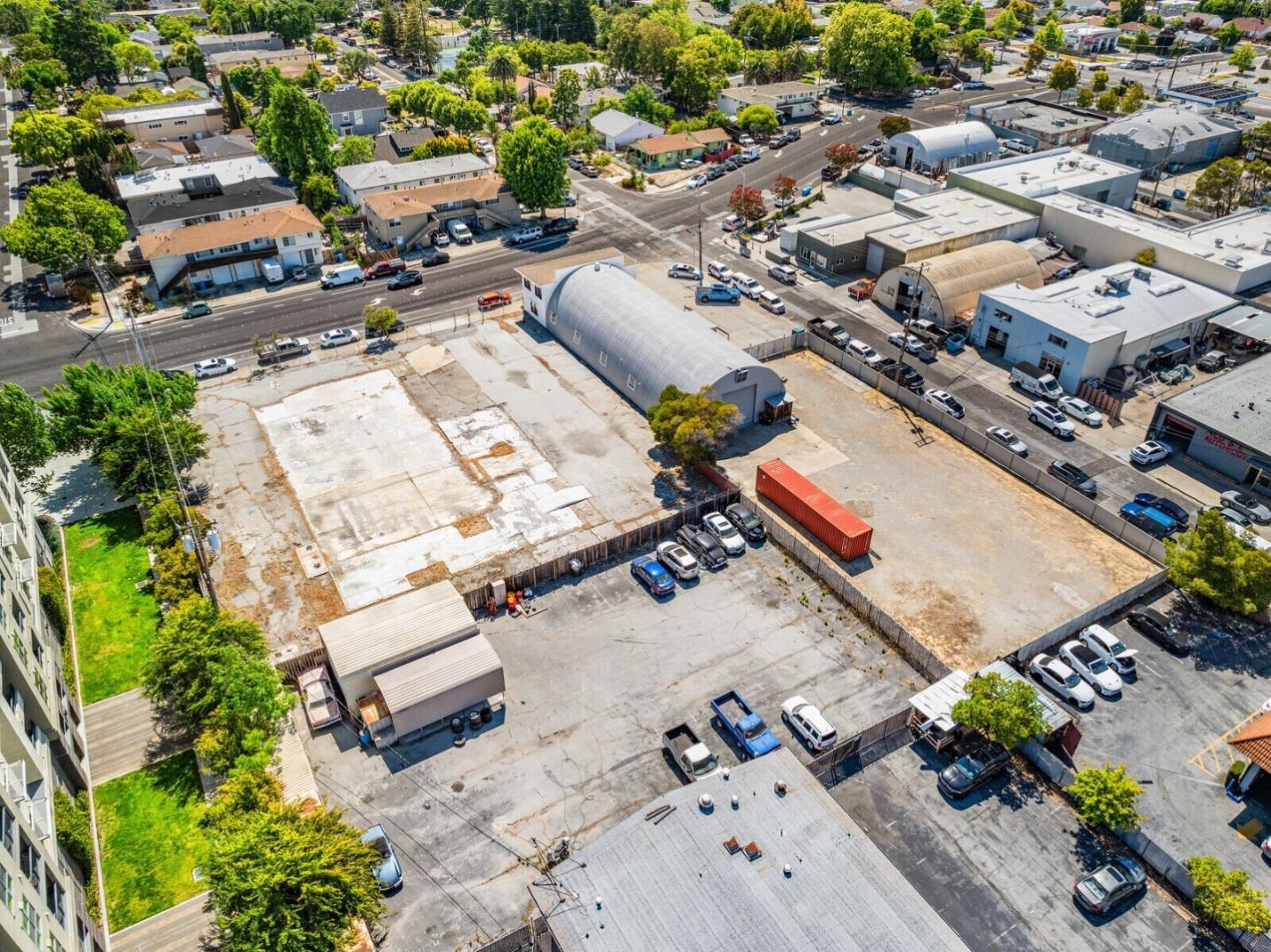 Detail Gallery Image 23 of 29 For 65 Winslow, Redwood City,  CA 94063 - – Beds | – Baths