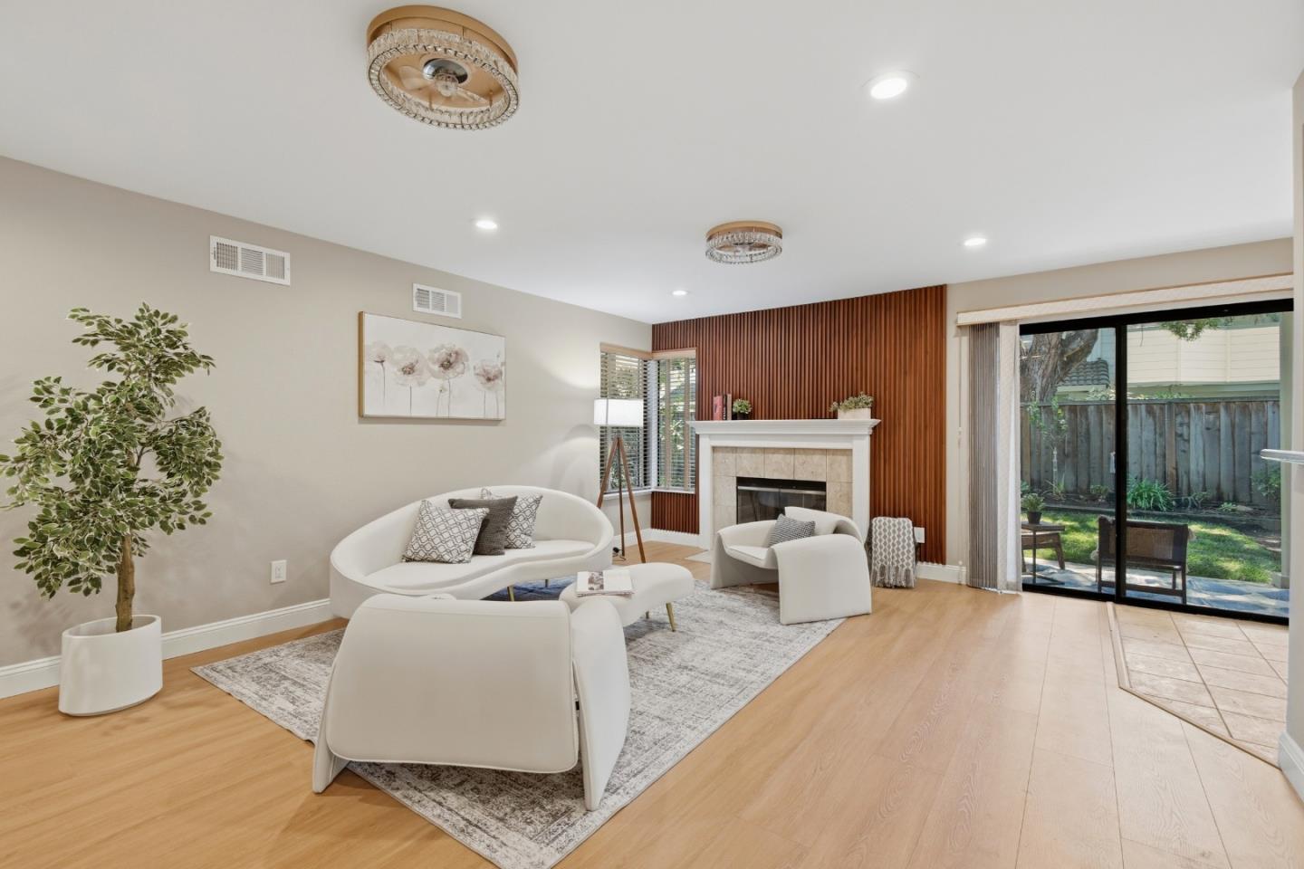 Detail Gallery Image 3 of 37 For 34581 Pueblo Ter, Fremont,  CA 94555 - 2 Beds | 2 Baths