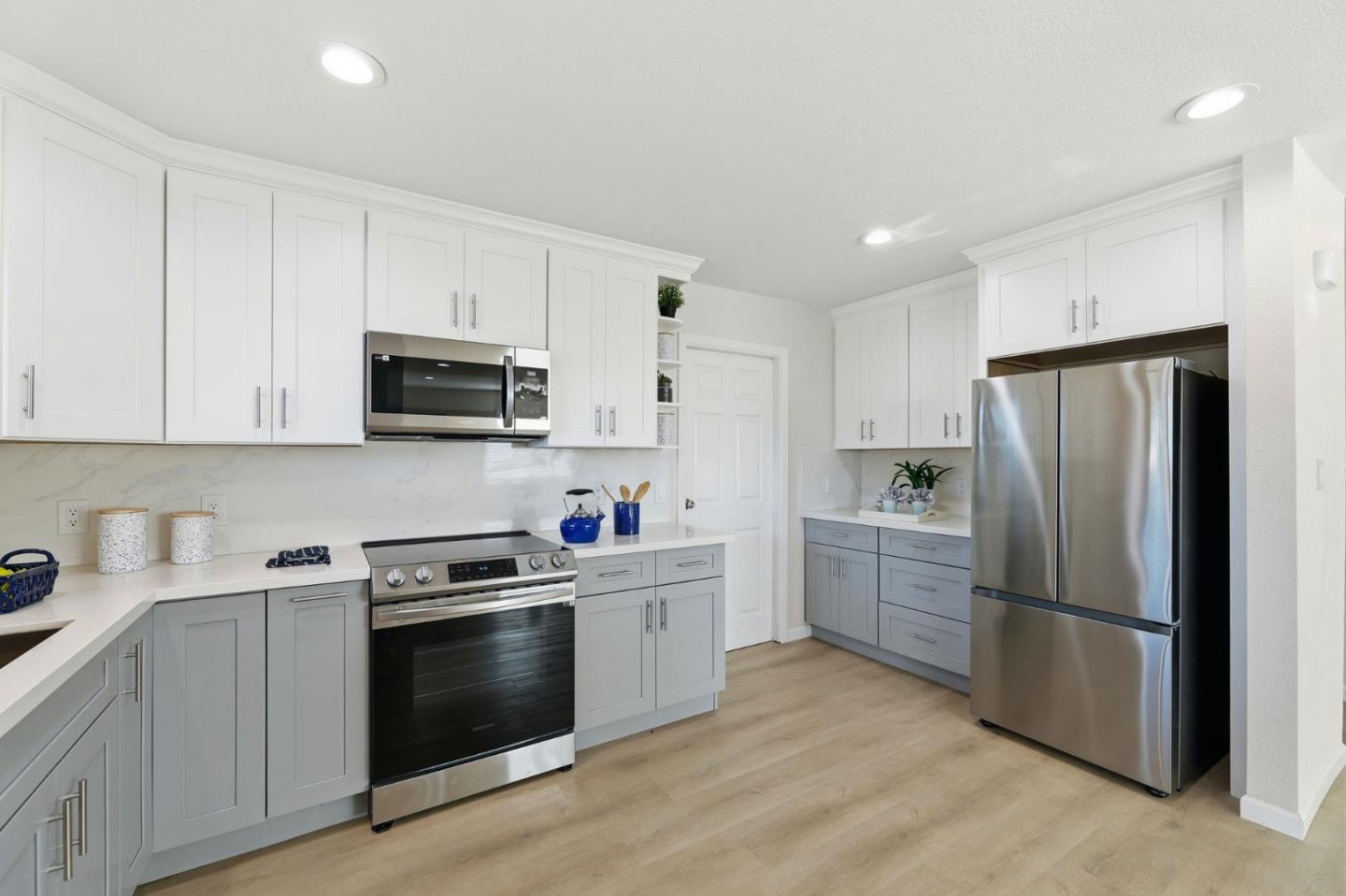 Detail Gallery Image 9 of 20 For 4672 Cerritos Ave, Fremont,  CA 94536 - 3 Beds | 1 Baths