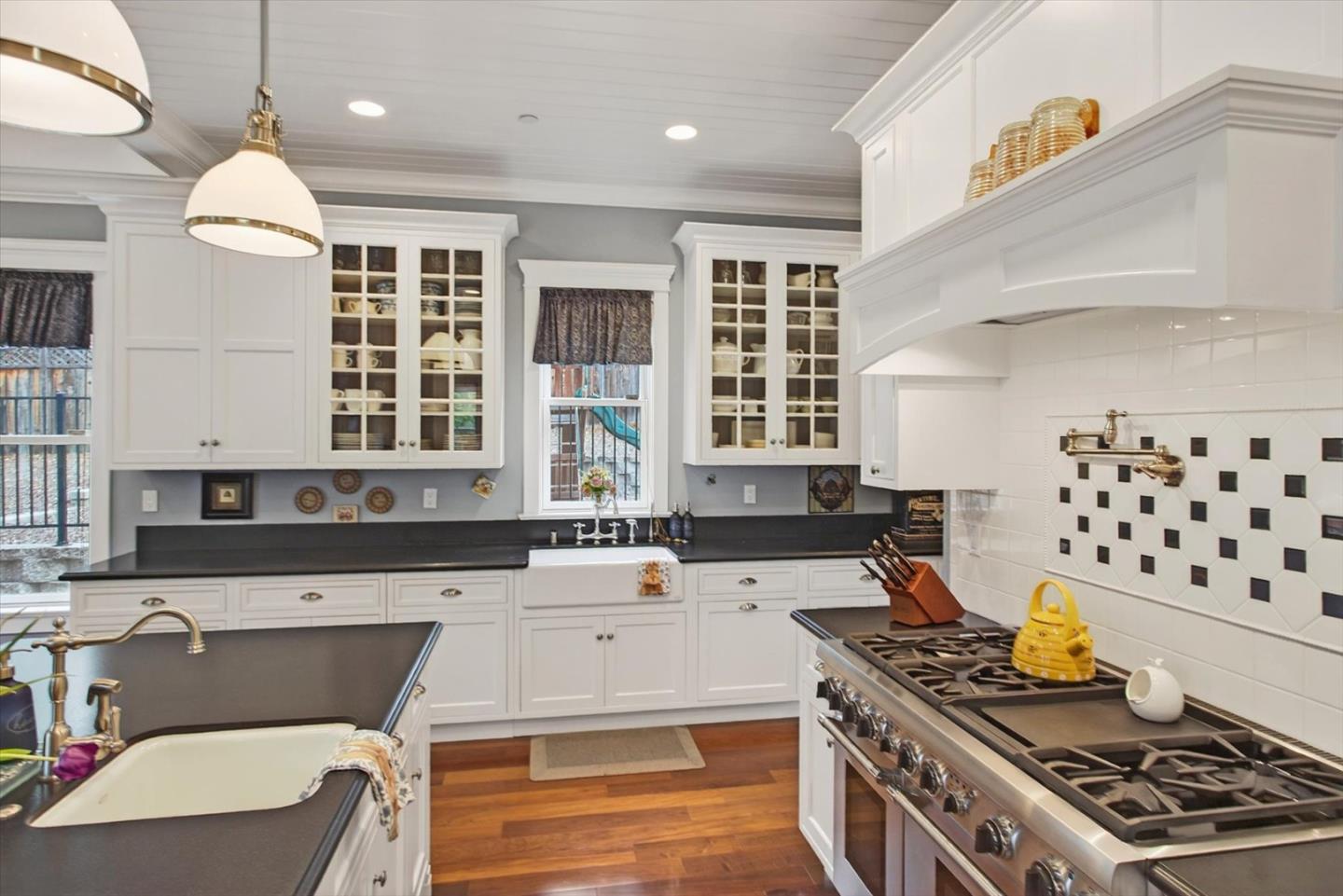 Detail Gallery Image 13 of 62 For 18355 Idylwild Rd, Los Gatos,  CA 95033 - 4 Beds | 3 Baths