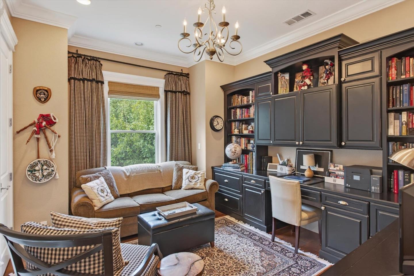 Detail Gallery Image 19 of 62 For 18355 Idylwild Rd, Los Gatos,  CA 95033 - 4 Beds | 3 Baths