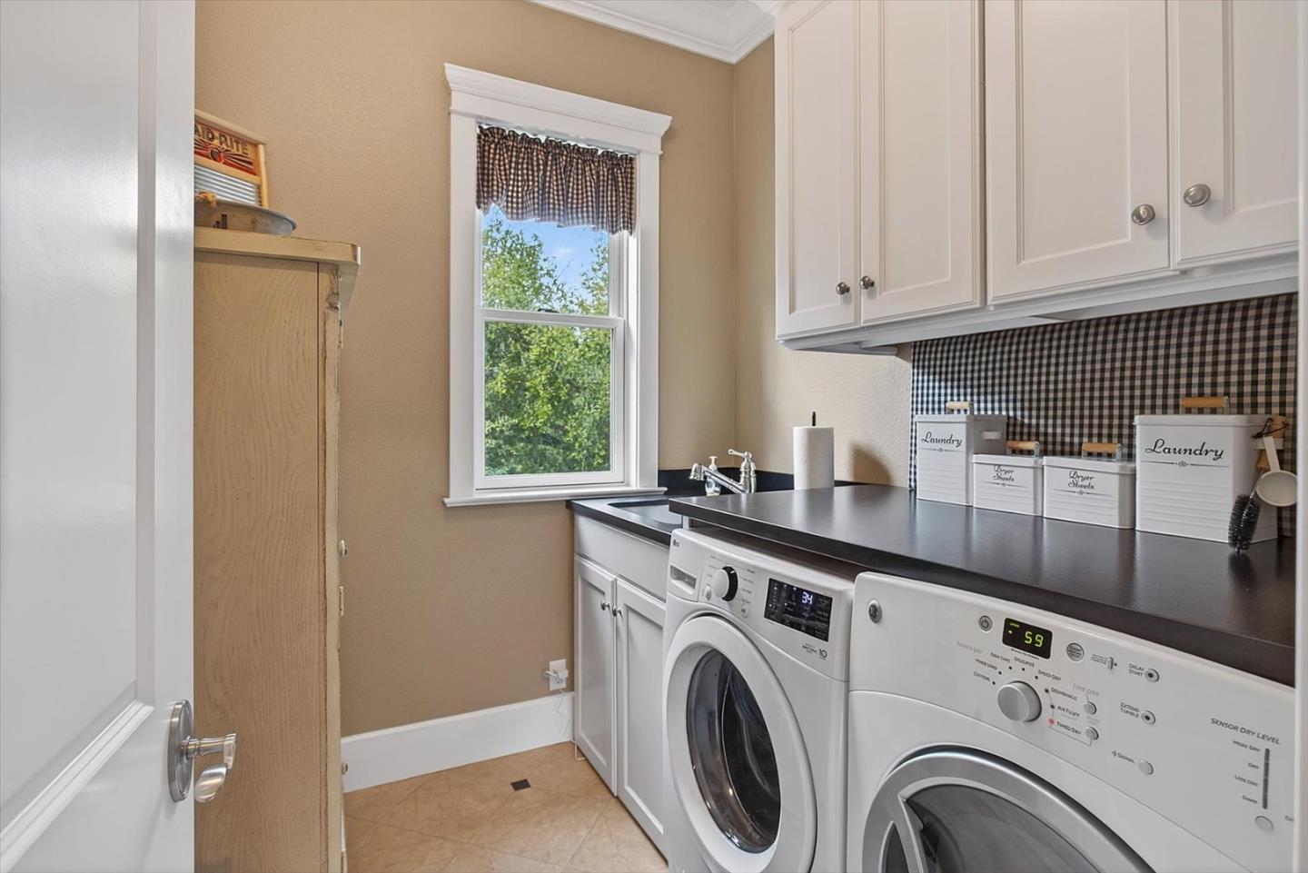 Detail Gallery Image 22 of 62 For 18355 Idylwild Rd, Los Gatos,  CA 95033 - 4 Beds | 3 Baths