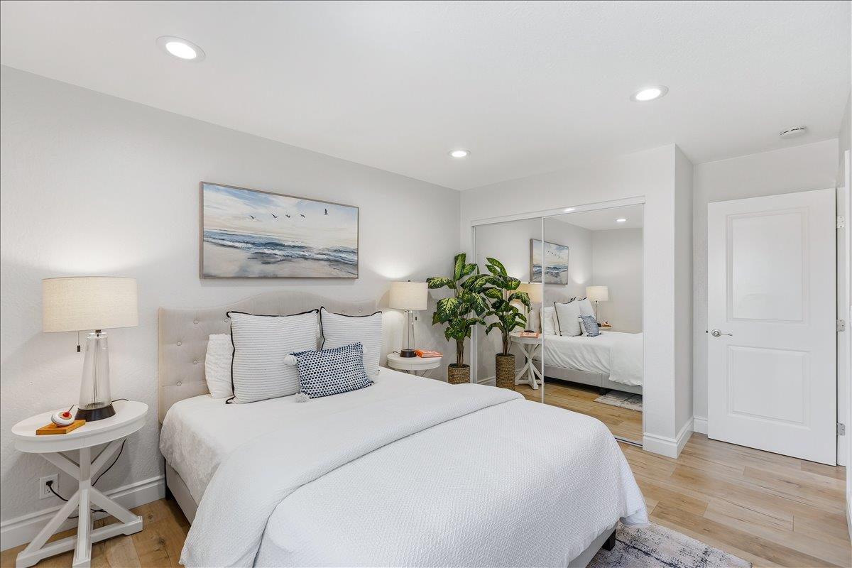 Detail Gallery Image 29 of 44 For 884 Hollenbeck, Sunnyvale,  CA 94087 - 3 Beds | 2 Baths