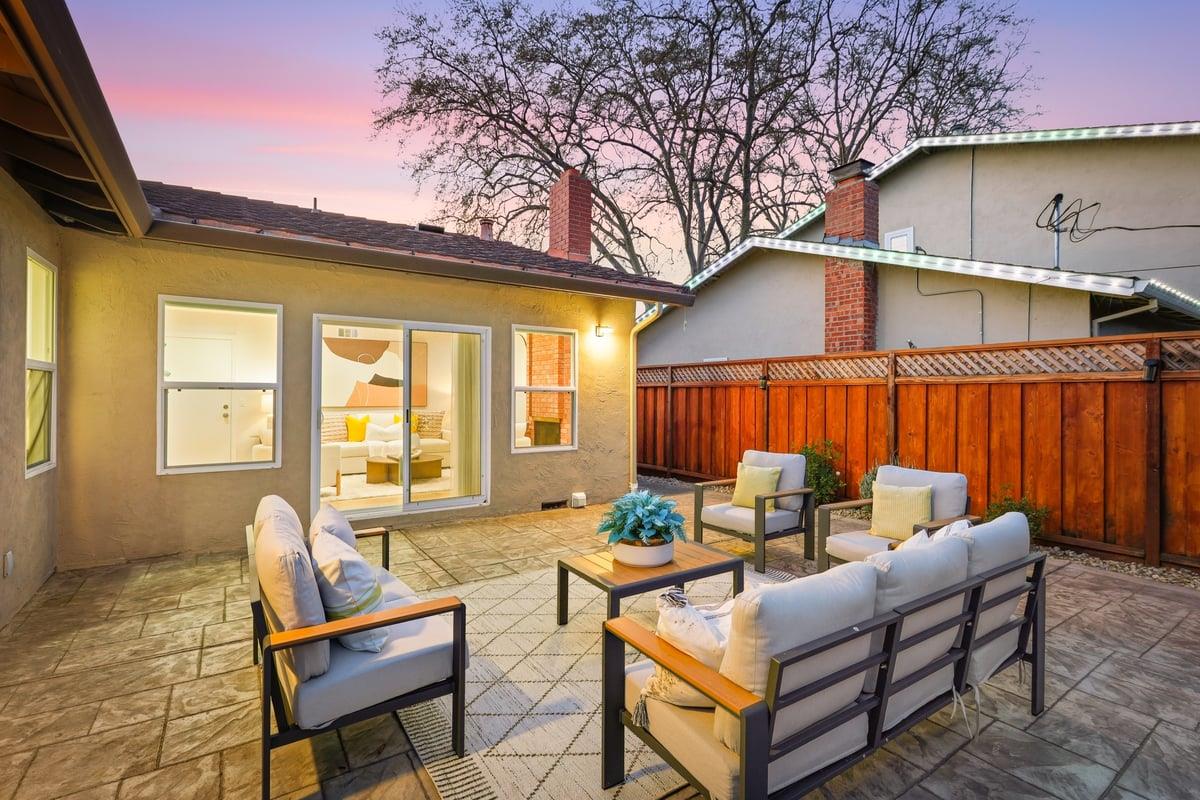 Detail Gallery Image 43 of 44 For 884 Hollenbeck, Sunnyvale,  CA 94087 - 3 Beds | 2 Baths