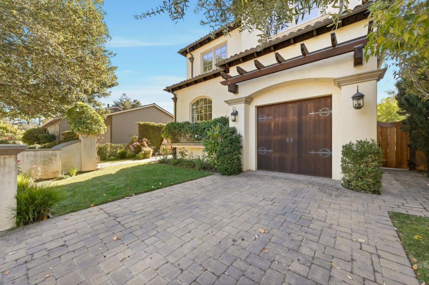 Detail Gallery Image 6 of 56 For 926 Rosewood Ave, San Carlos,  CA 94070 - 4 Beds | 2/1 Baths