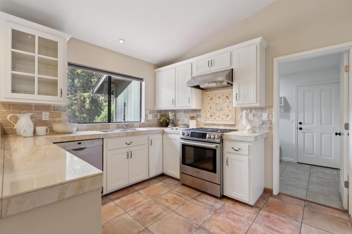 Detail Gallery Image 26 of 76 For 1112 Crescent St, Montara,  CA 94037 - 3 Beds | 2 Baths