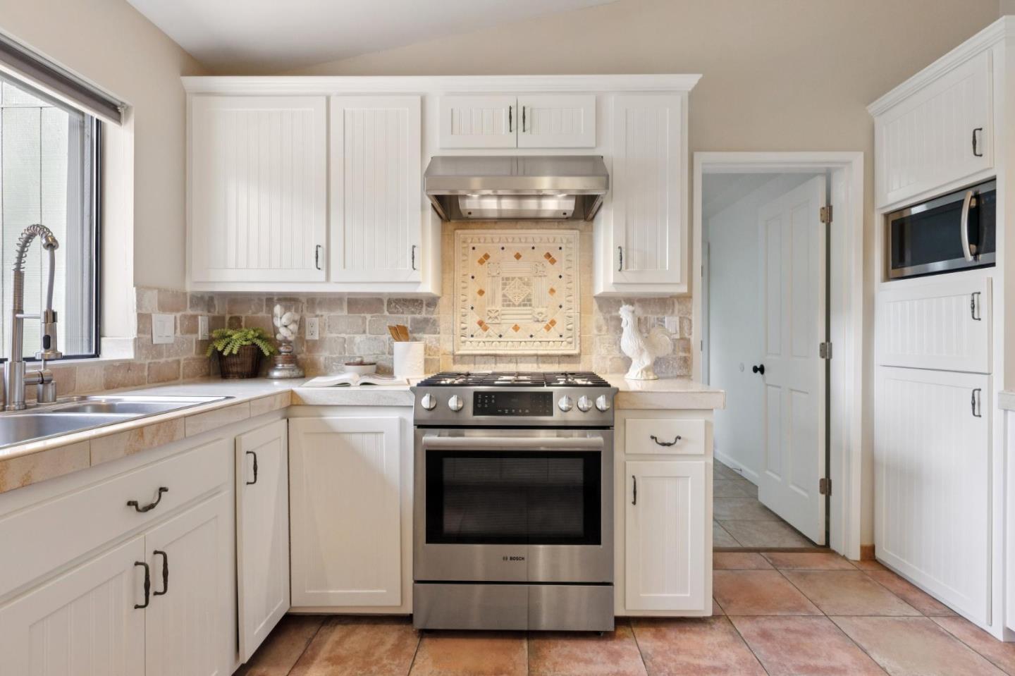 Detail Gallery Image 27 of 76 For 1112 Crescent St, Montara,  CA 94037 - 3 Beds | 2 Baths