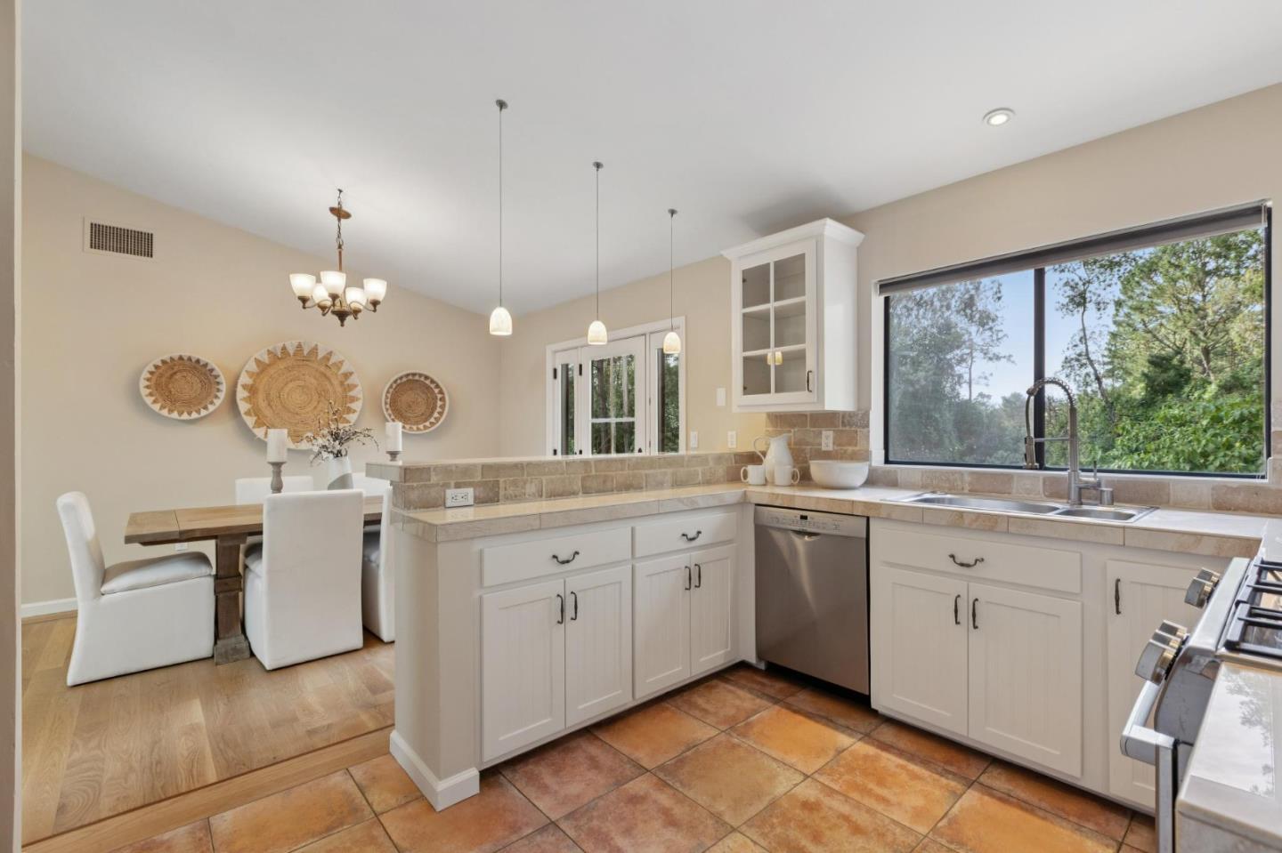 Detail Gallery Image 33 of 76 For 1112 Crescent St, Montara,  CA 94037 - 3 Beds | 2 Baths