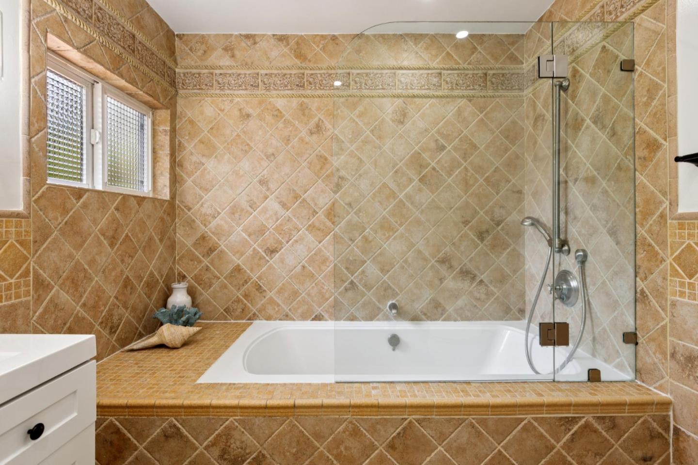 Detail Gallery Image 46 of 76 For 1112 Crescent St, Montara,  CA 94037 - 3 Beds | 2 Baths