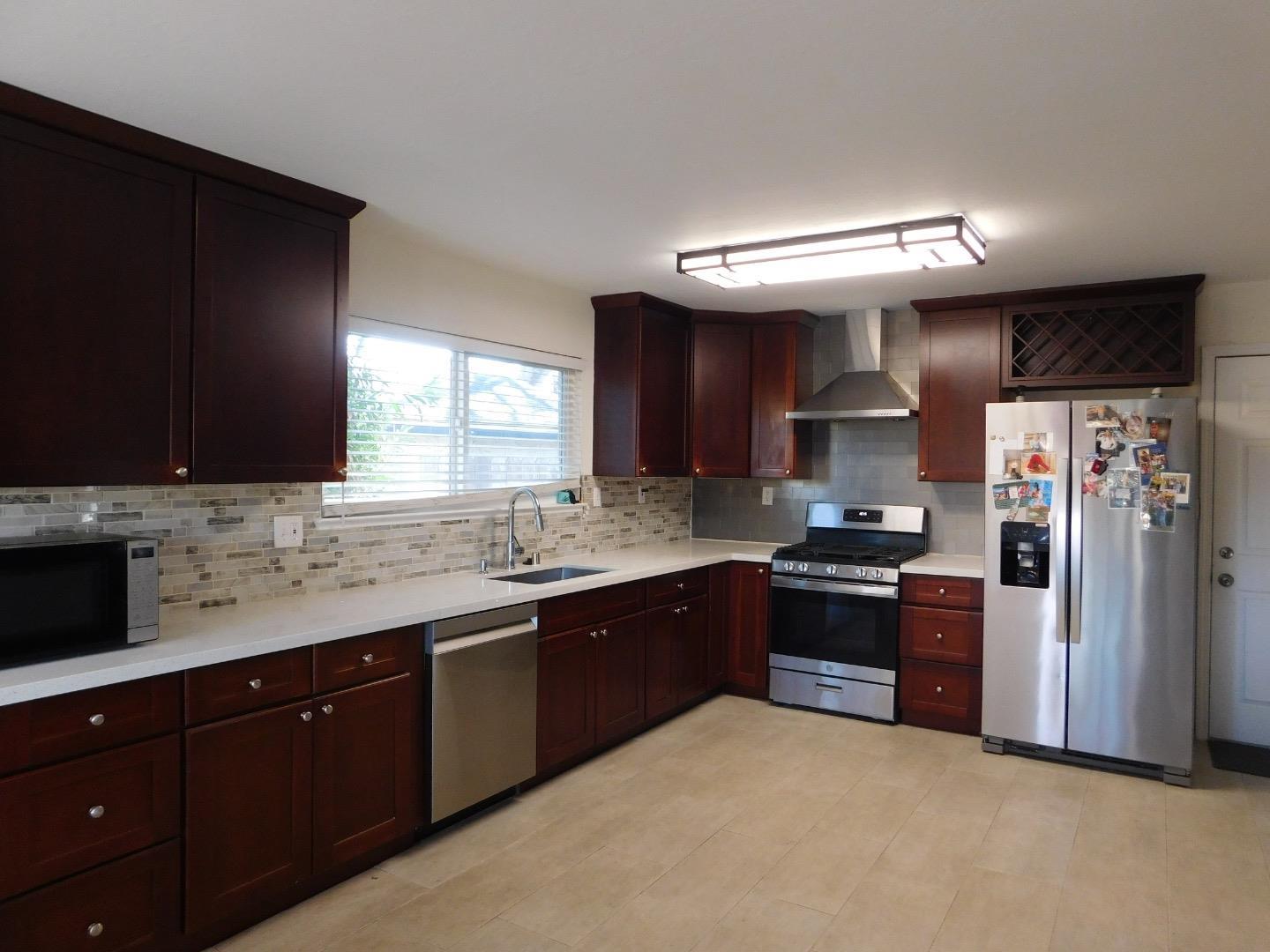 Detail Gallery Image 3 of 19 For 1520 Arkell Rd, Walnut Creek,  CA 94598 - 4 Beds | 2 Baths