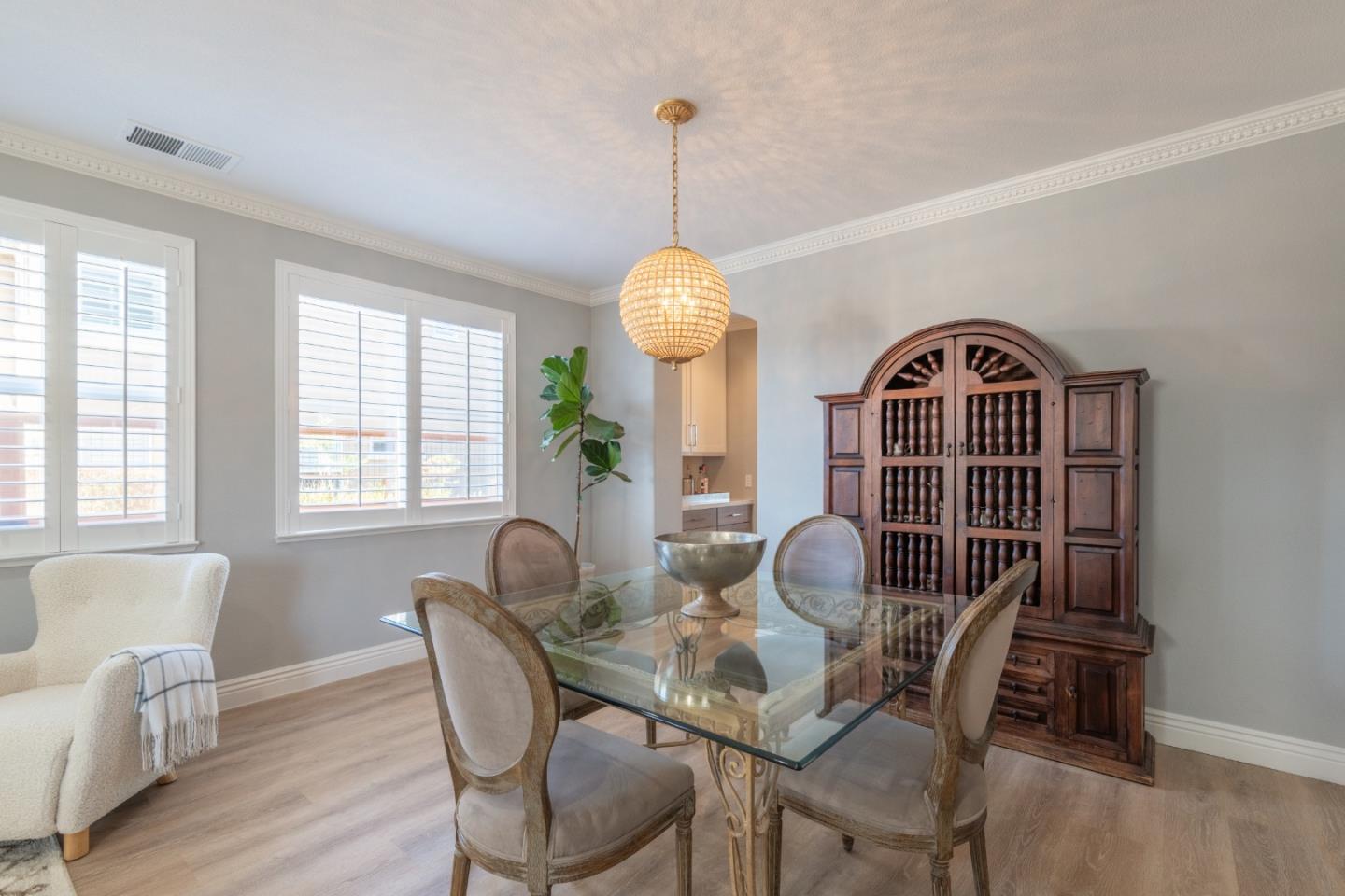 Detail Gallery Image 16 of 47 For 4460 Ocean Heights Ct, Seaside,  CA 93955 - 5 Beds | 3 Baths