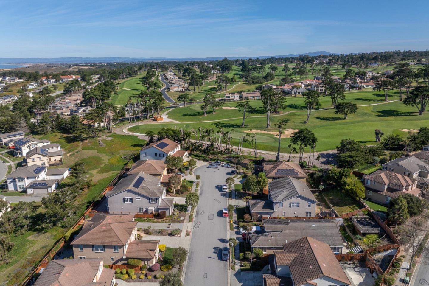 Detail Gallery Image 43 of 47 For 4460 Ocean Heights Ct, Seaside,  CA 93955 - 5 Beds | 3 Baths