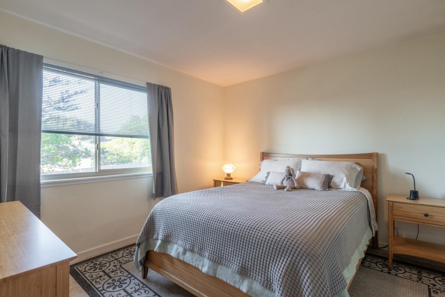 Detail Gallery Image 14 of 31 For 128 Cypress Grove Ct, Marina,  CA 93933 - 2 Beds | 1/1 Baths