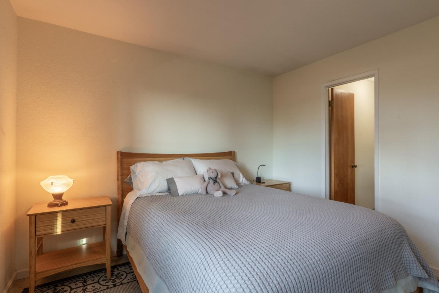 Detail Gallery Image 15 of 31 For 128 Cypress Grove Ct, Marina,  CA 93933 - 2 Beds | 1/1 Baths