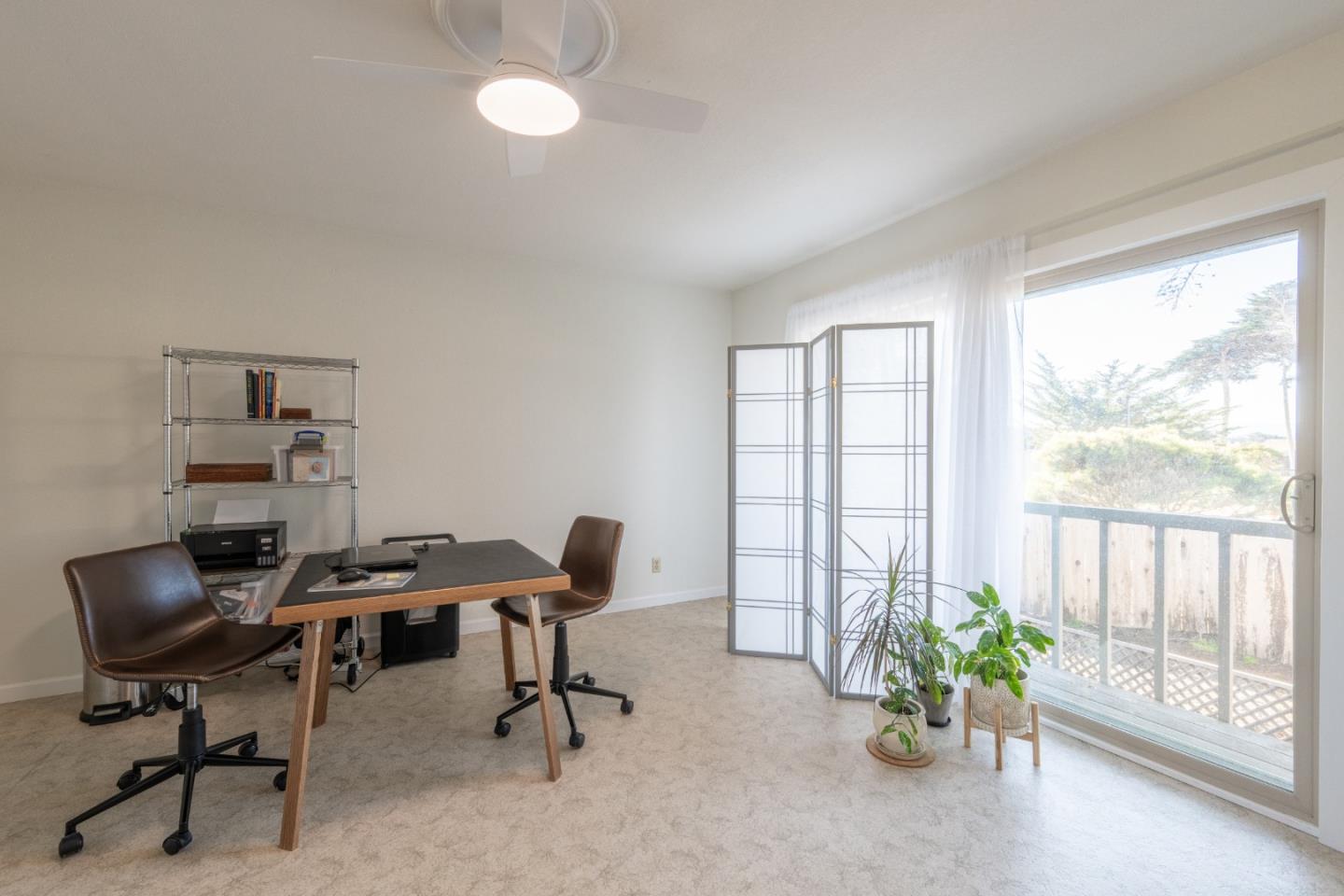 Detail Gallery Image 19 of 31 For 128 Cypress Grove Ct, Marina,  CA 93933 - 2 Beds | 1/1 Baths