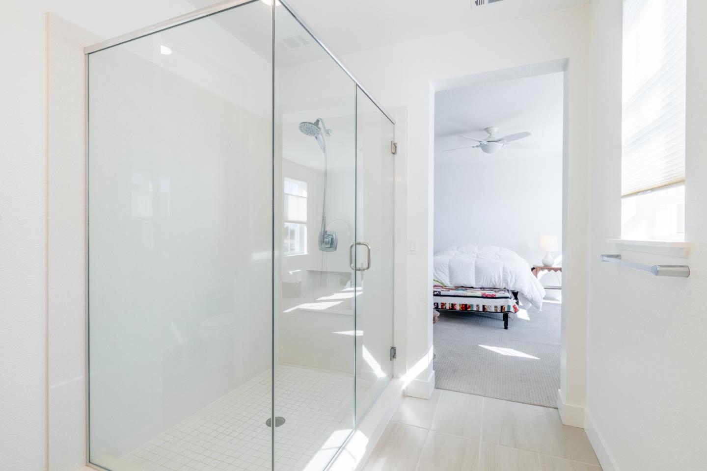 Detail Gallery Image 20 of 28 For 2773 Telegraph Blvd, Marina,  CA 93933 - 3 Beds | 2/1 Baths