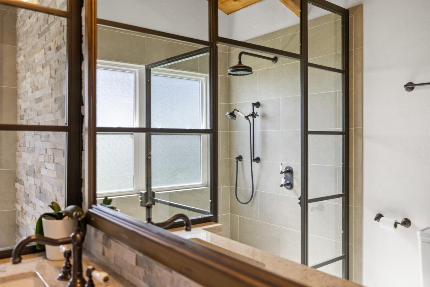 Detail Gallery Image 29 of 69 For 26470 Tierra Vista Ln, Salinas,  CA 93908 - 4 Beds | 4 Baths