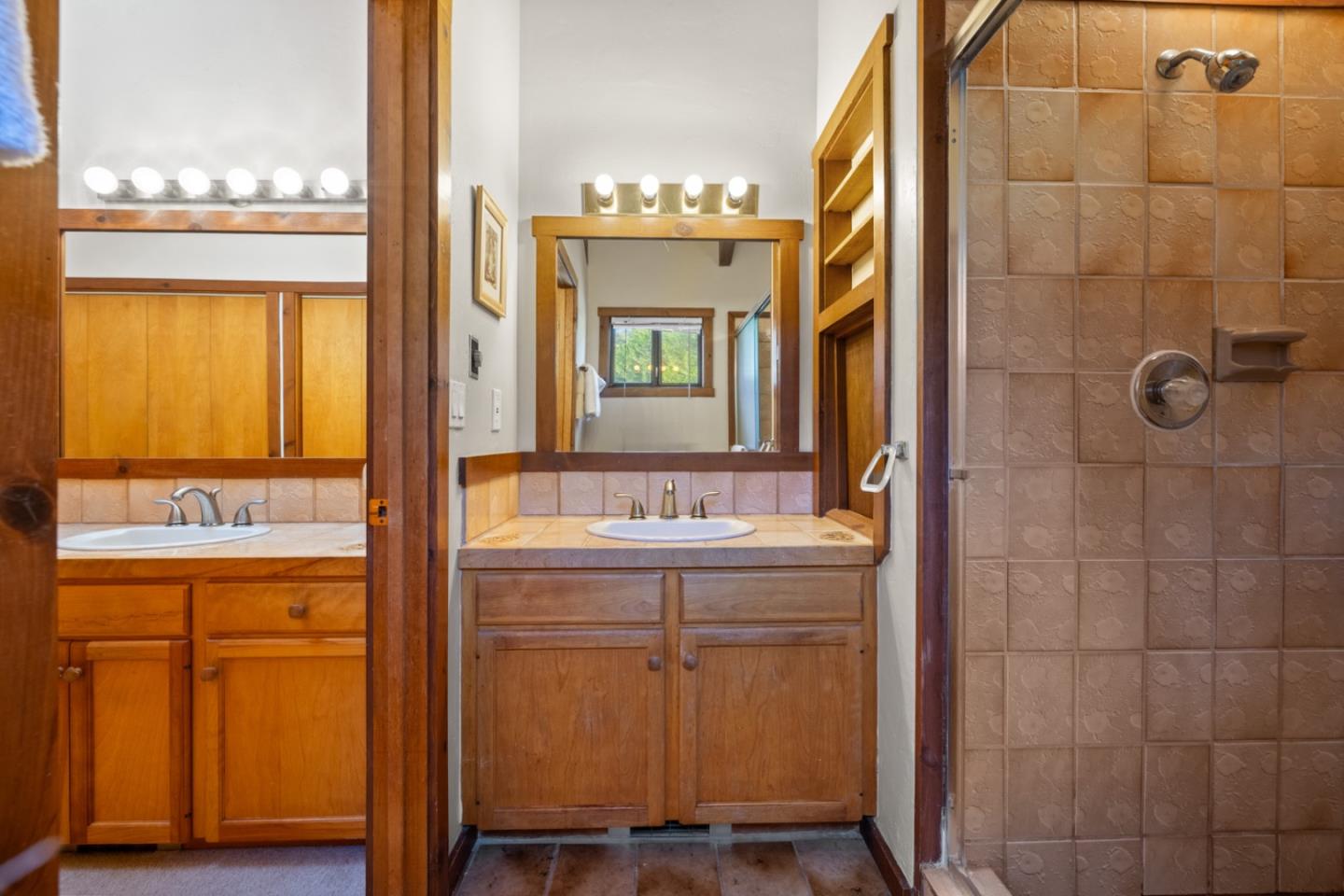 Detail Gallery Image 36 of 69 For 26470 Tierra Vista Ln, Salinas,  CA 93908 - 4 Beds | 4 Baths