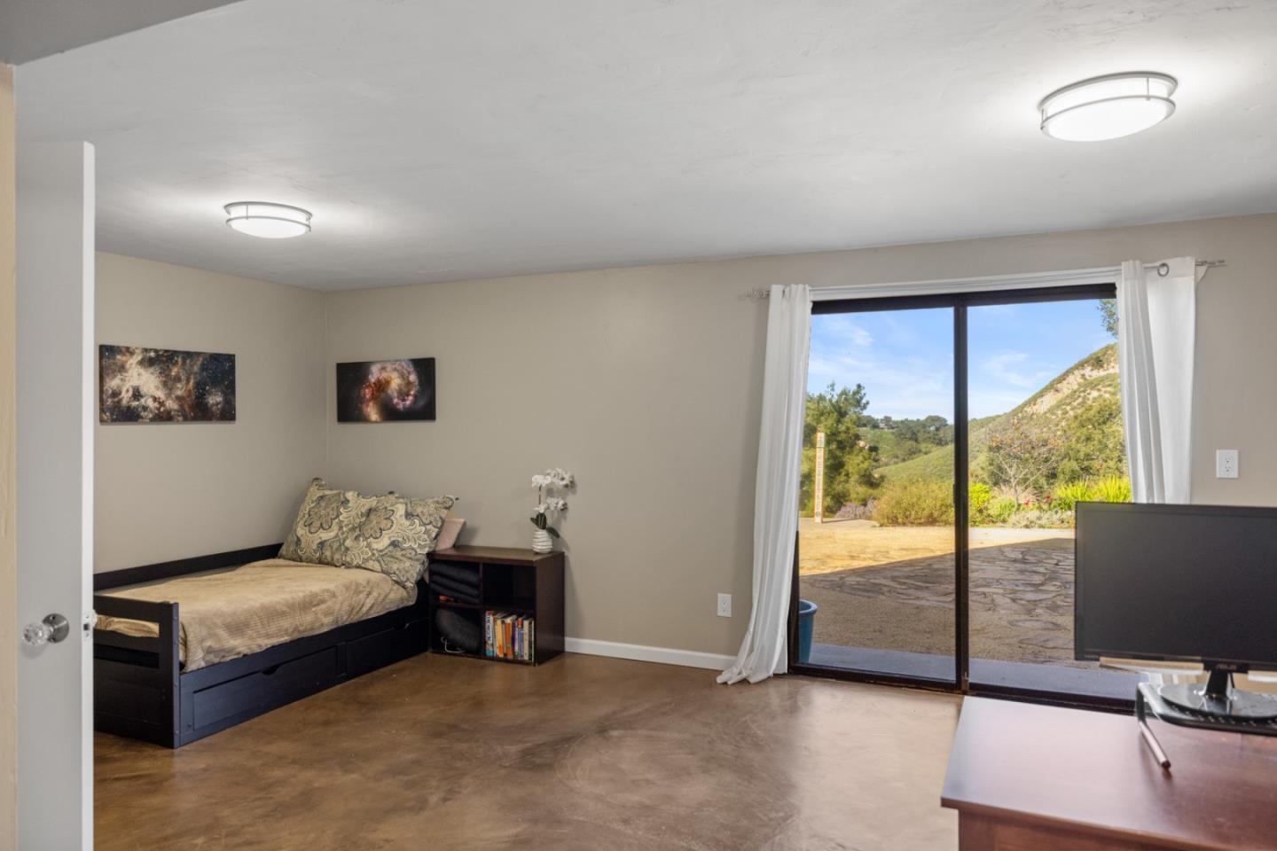Detail Gallery Image 44 of 69 For 26470 Tierra Vista Ln, Salinas,  CA 93908 - 4 Beds | 4 Baths
