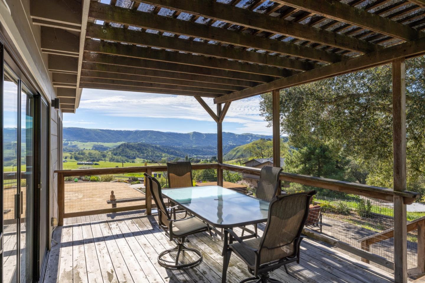 Detail Gallery Image 48 of 69 For 26470 Tierra Vista Ln, Salinas,  CA 93908 - 4 Beds | 4 Baths