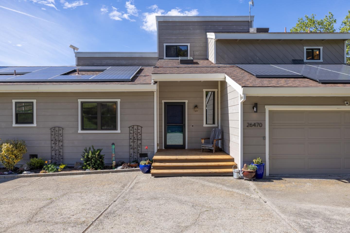 Detail Gallery Image 8 of 69 For 26470 Tierra Vista Ln, Salinas,  CA 93908 - 4 Beds | 4 Baths