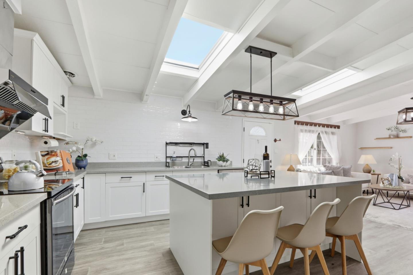 Detail Gallery Image 16 of 51 For 1647 Jupiter Dr, Milpitas,  CA 95035 - 3 Beds | 2 Baths