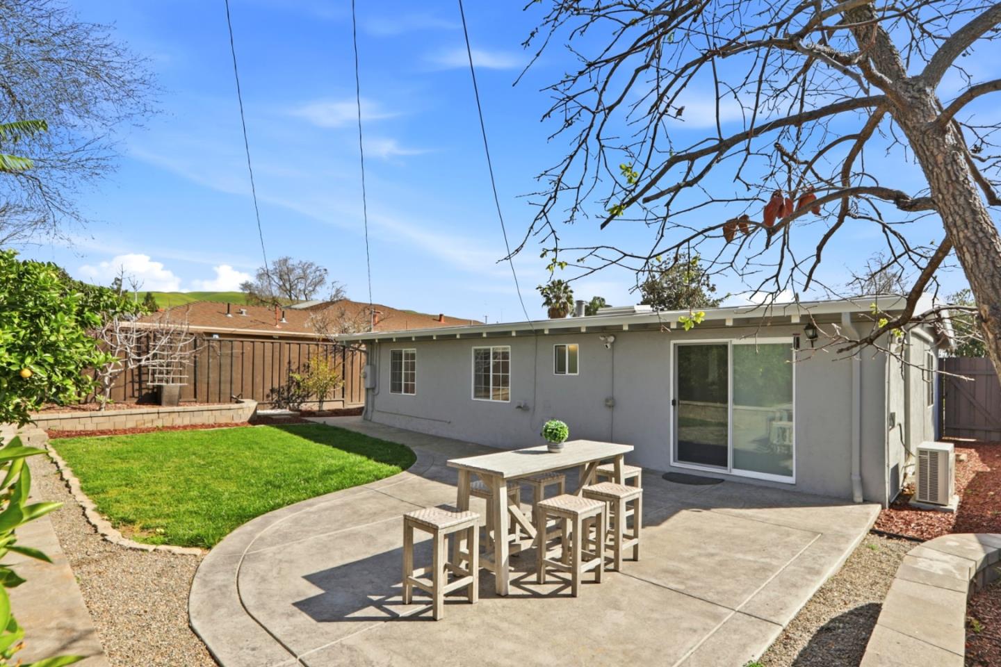 Detail Gallery Image 30 of 51 For 1647 Jupiter Dr, Milpitas,  CA 95035 - 3 Beds | 2 Baths