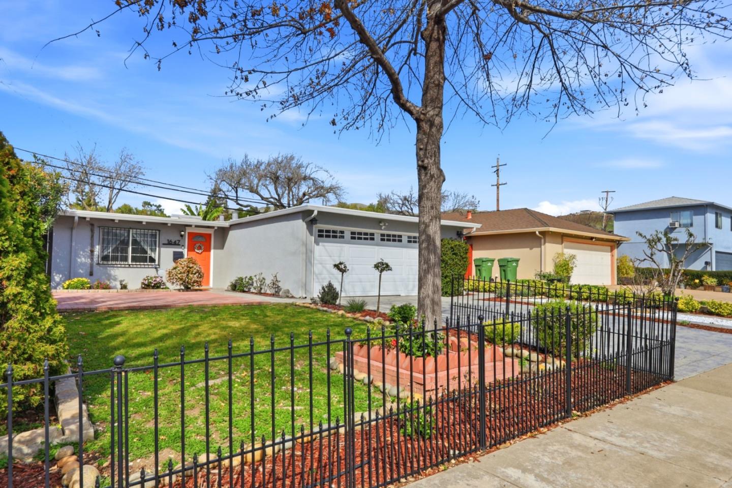 Detail Gallery Image 34 of 51 For 1647 Jupiter Dr, Milpitas,  CA 95035 - 3 Beds | 2 Baths