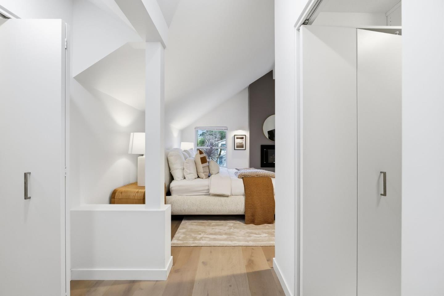 Detail Gallery Image 32 of 63 For 129 Lowell Ave, Palo Alto,  CA 94301 - 4 Beds | 2/1 Baths