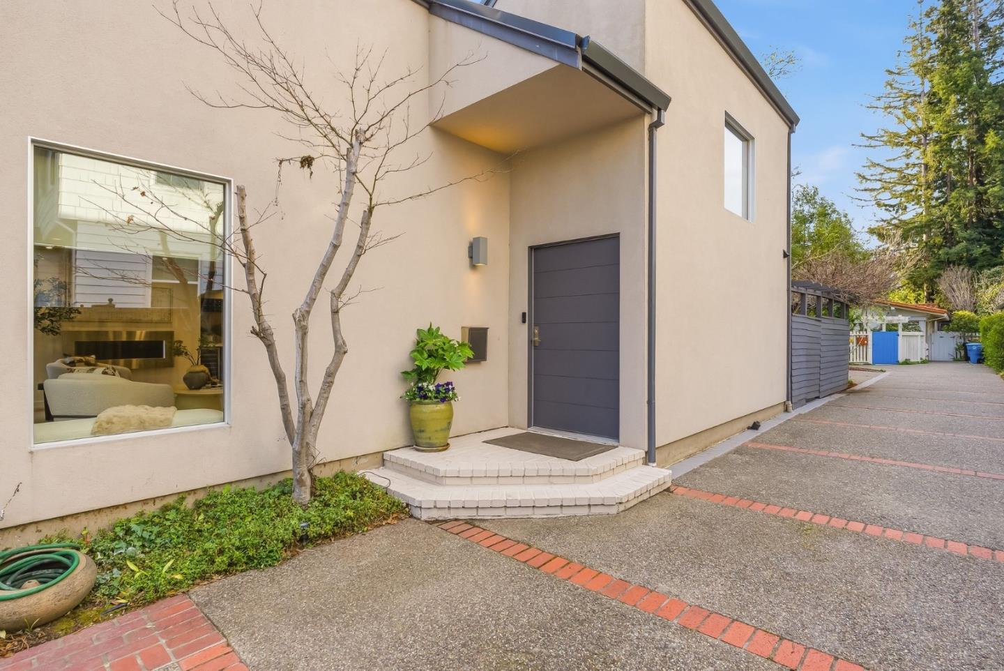 Detail Gallery Image 55 of 63 For 129 Lowell Ave, Palo Alto,  CA 94301 - 4 Beds | 2/1 Baths