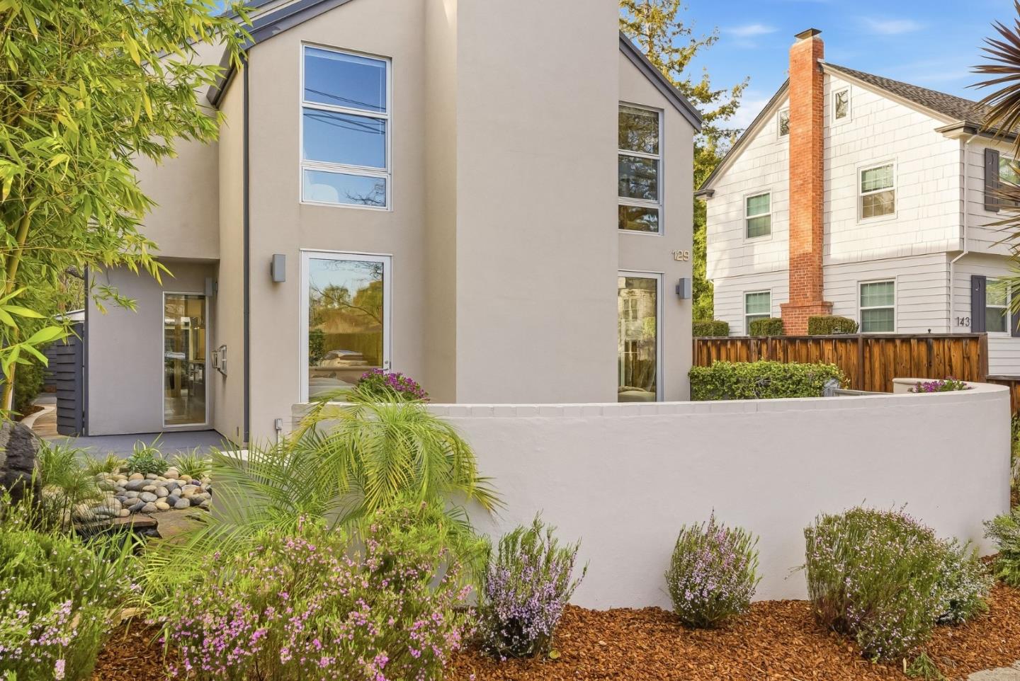 Detail Gallery Image 58 of 63 For 129 Lowell Ave, Palo Alto,  CA 94301 - 4 Beds | 2/1 Baths