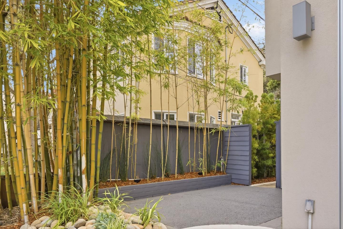 Detail Gallery Image 63 of 63 For 129 Lowell Ave, Palo Alto,  CA 94301 - 4 Beds | 2/1 Baths