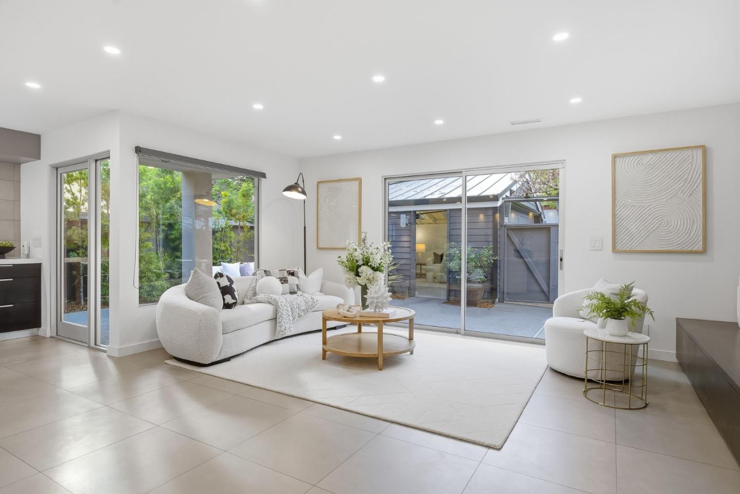 Detail Gallery Image 9 of 63 For 129 Lowell Ave, Palo Alto,  CA 94301 - 4 Beds | 2/1 Baths