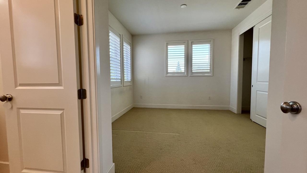 Detail Gallery Image 17 of 24 For 3517 Alma Village Cir, Palo Alto,  CA 94306 - 4 Beds | 4/1 Baths