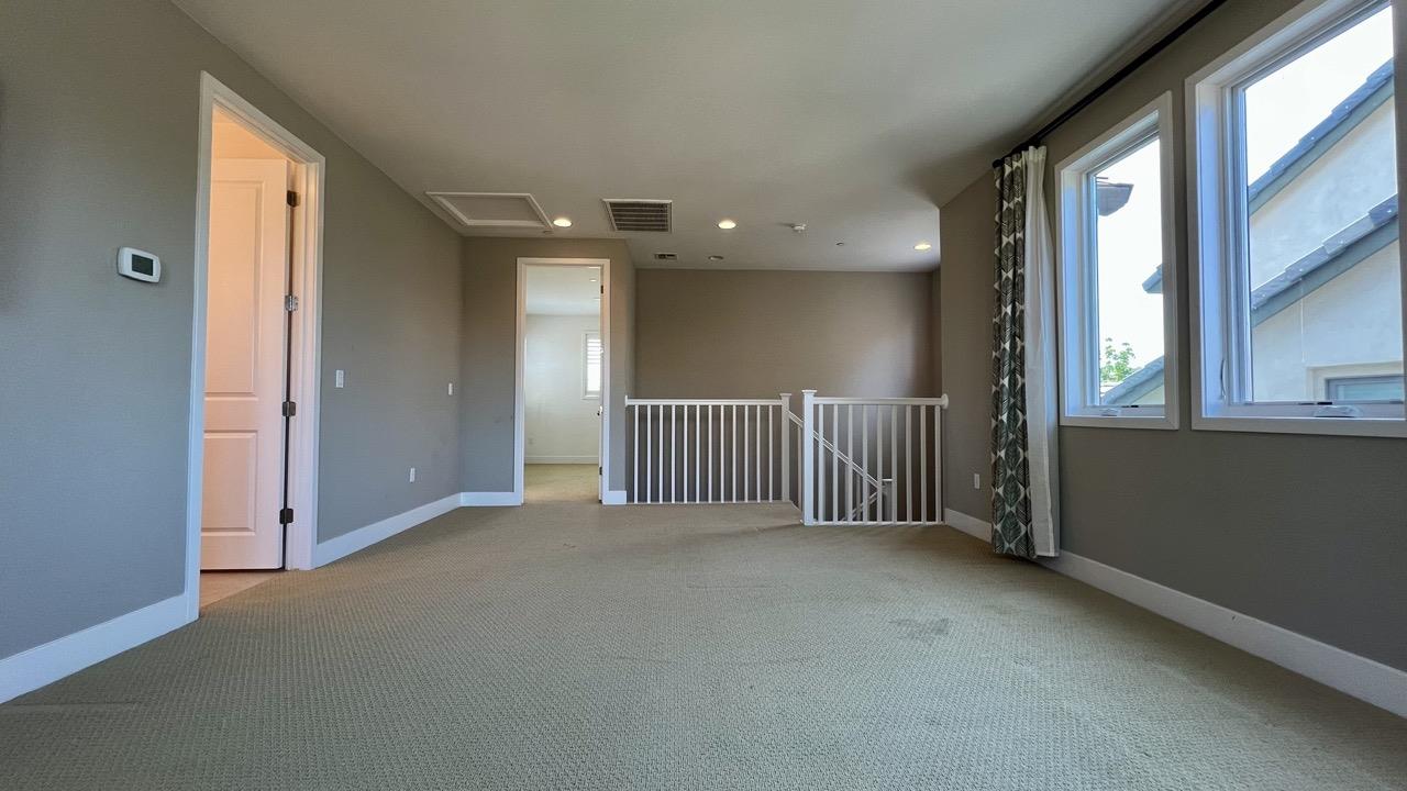 Detail Gallery Image 21 of 24 For 3517 Alma Village Cir, Palo Alto,  CA 94306 - 4 Beds | 4/1 Baths