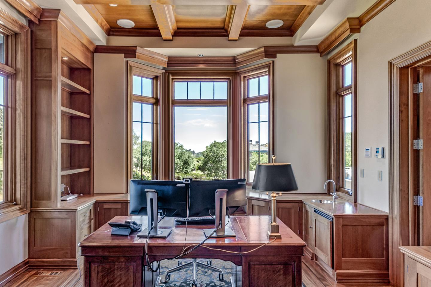 Detail Gallery Image 15 of 59 For 1 Redberry Rdg, Portola Valley,  CA 94028 - 5 Beds | 6/2 Baths