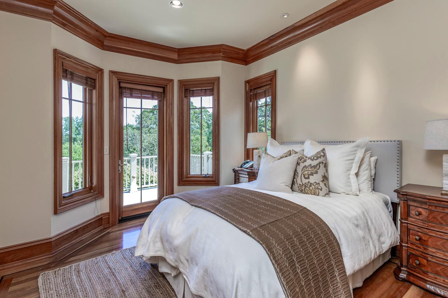 Detail Gallery Image 17 of 59 For 1 Redberry Rdg, Portola Valley,  CA 94028 - 5 Beds | 6/2 Baths